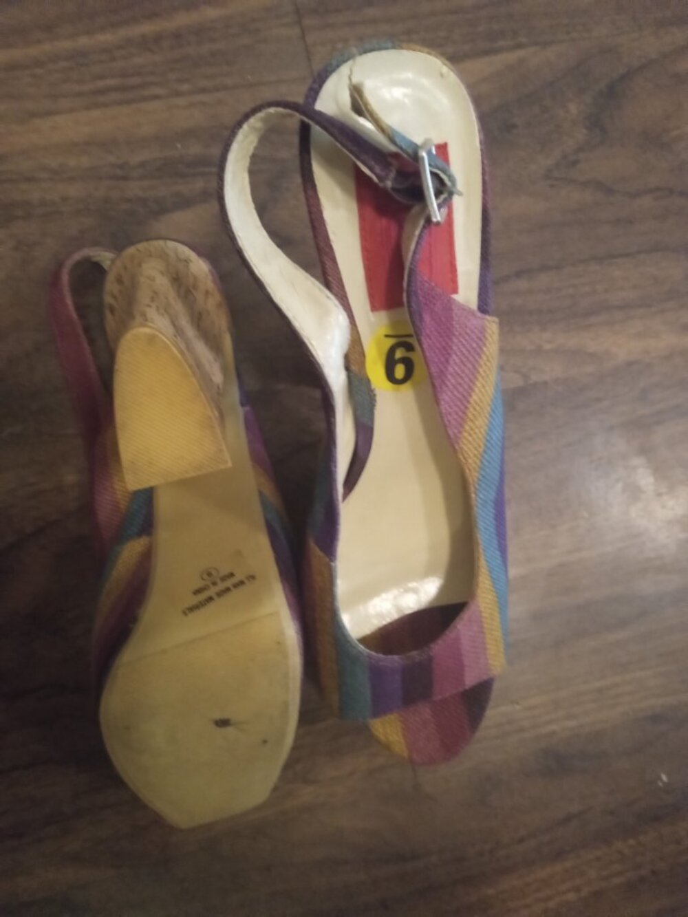 Never worn multi color heels - Picture 4 of 4